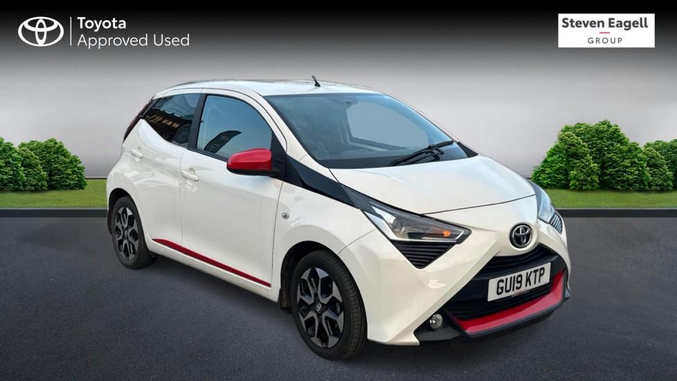 Main listing image - Toyota Aygo