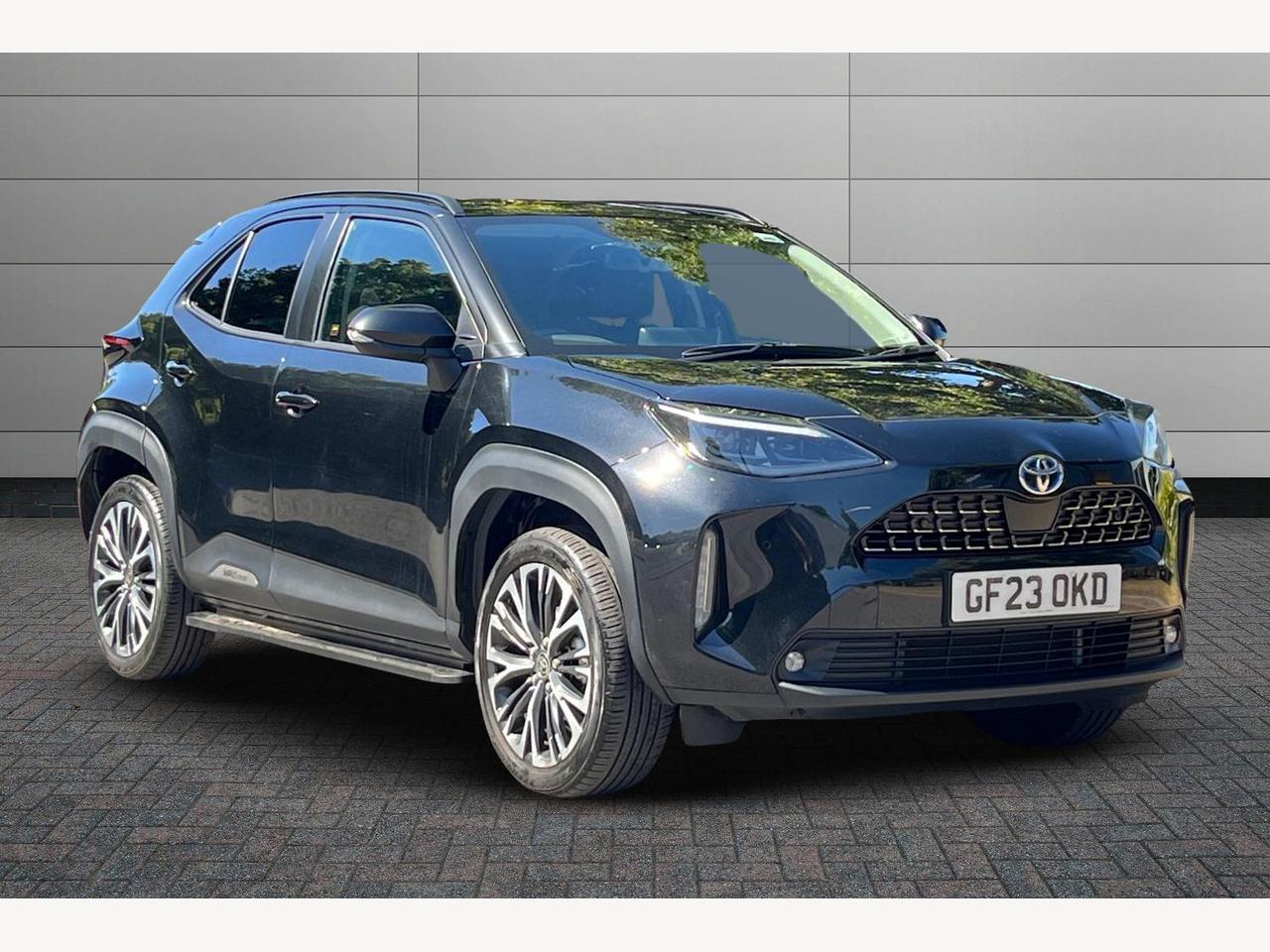 Main listing image - Toyota Yaris Cross