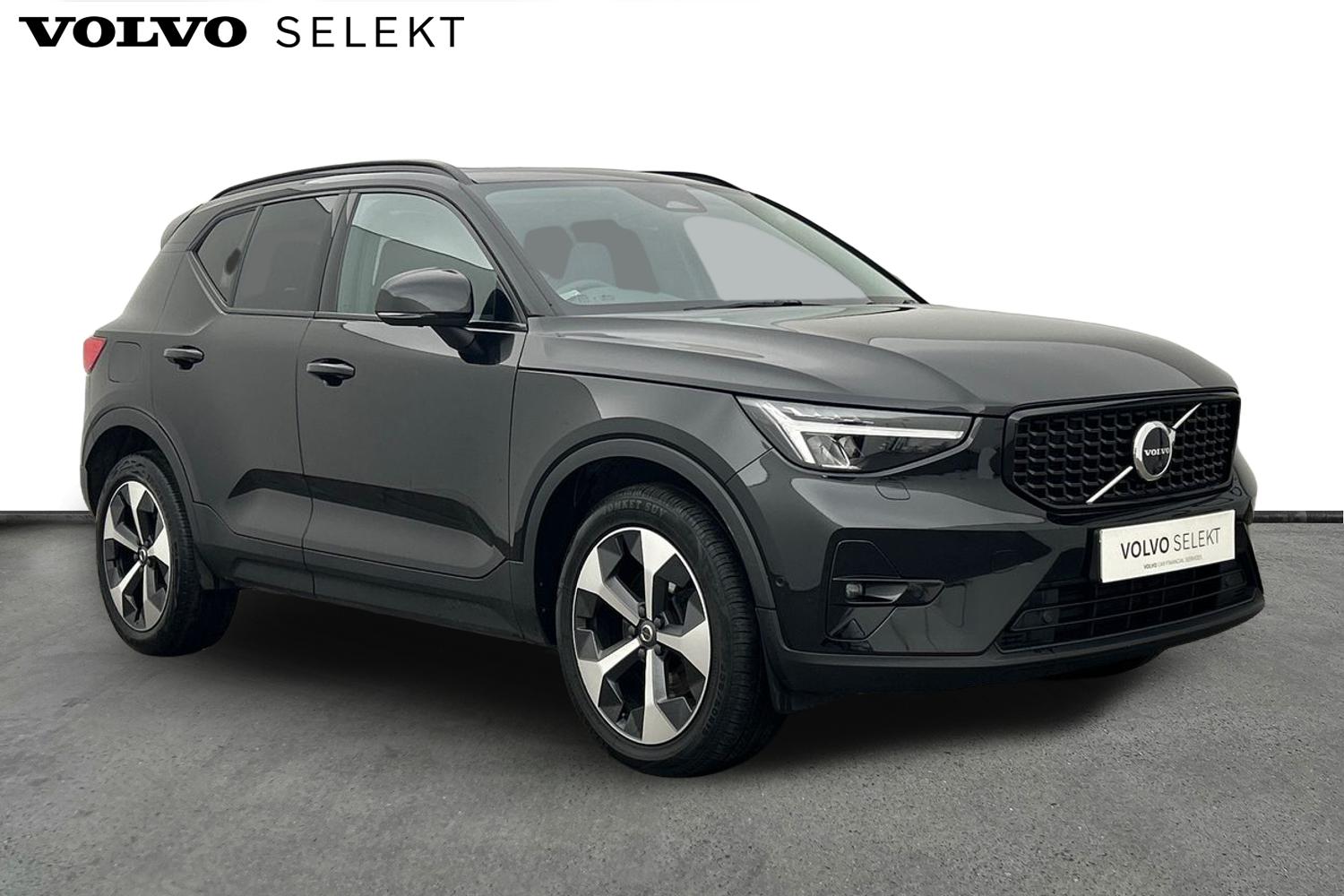 Main listing image - Volvo XC40