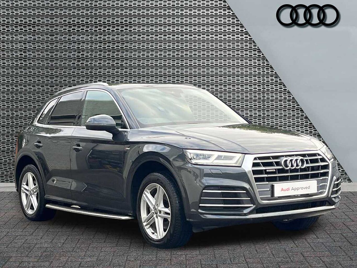 Main listing image - Audi Q5