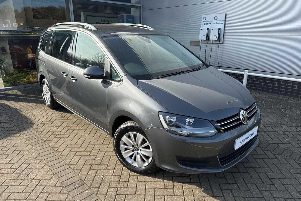 Main listing image - Volkswagen Sharan