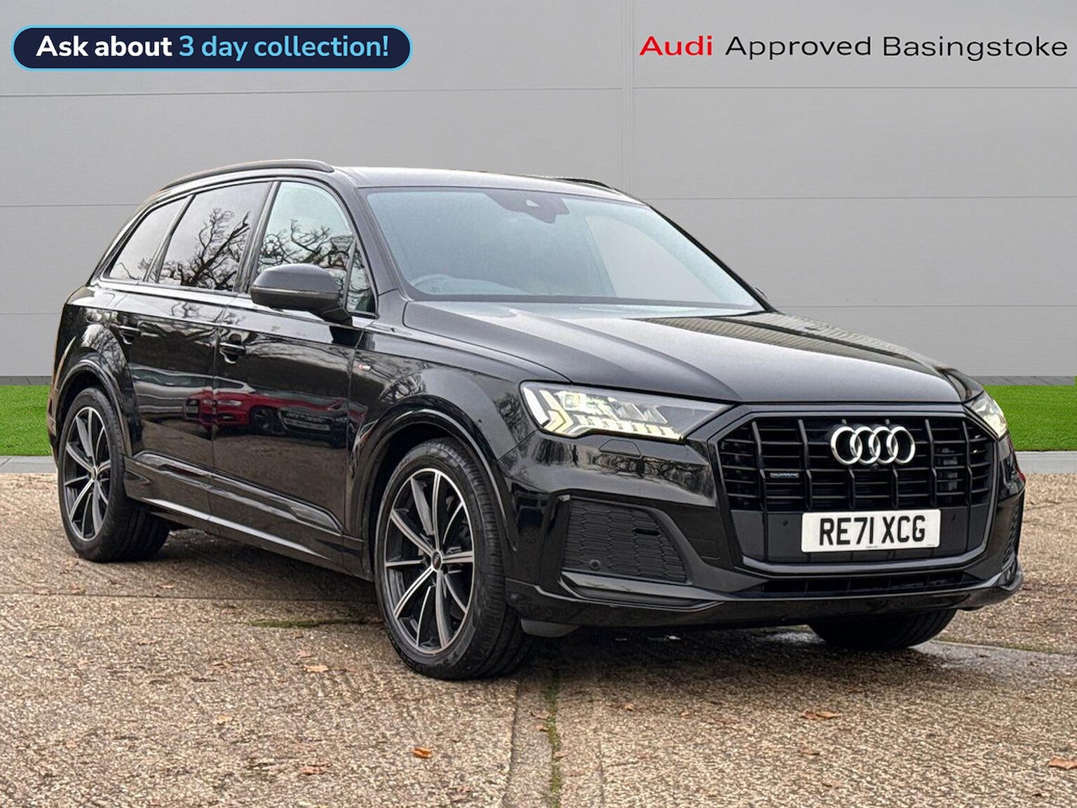 Main listing image - Audi Q7