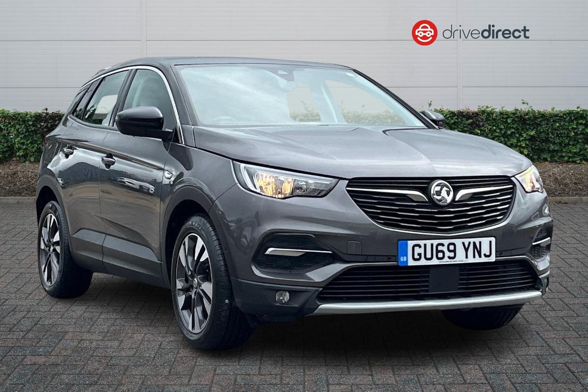 Main listing image - Vauxhall Grandland X