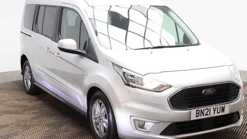 Main listing image - Ford Grand Tourneo Connect