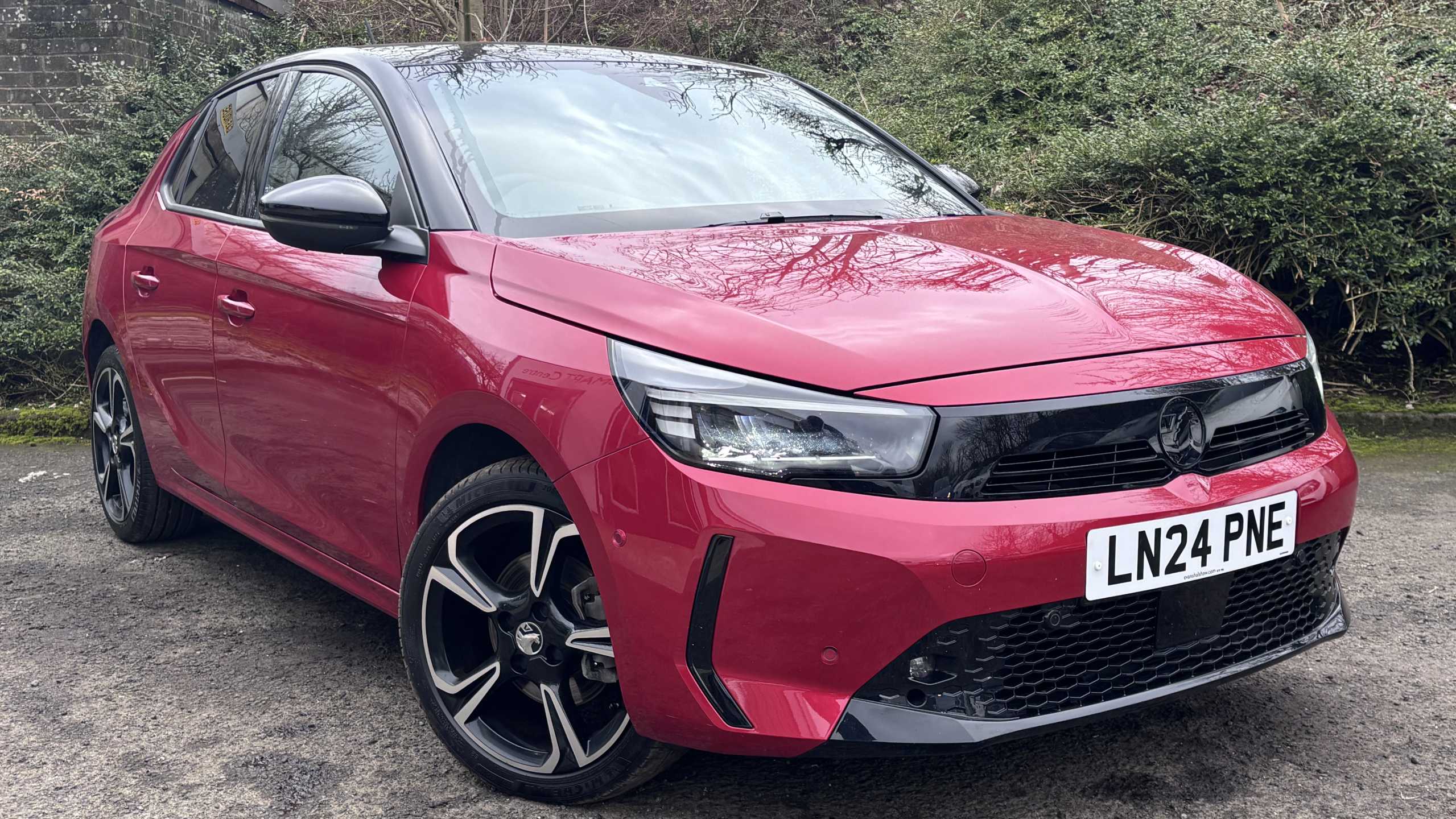 Main listing image - Vauxhall Corsa