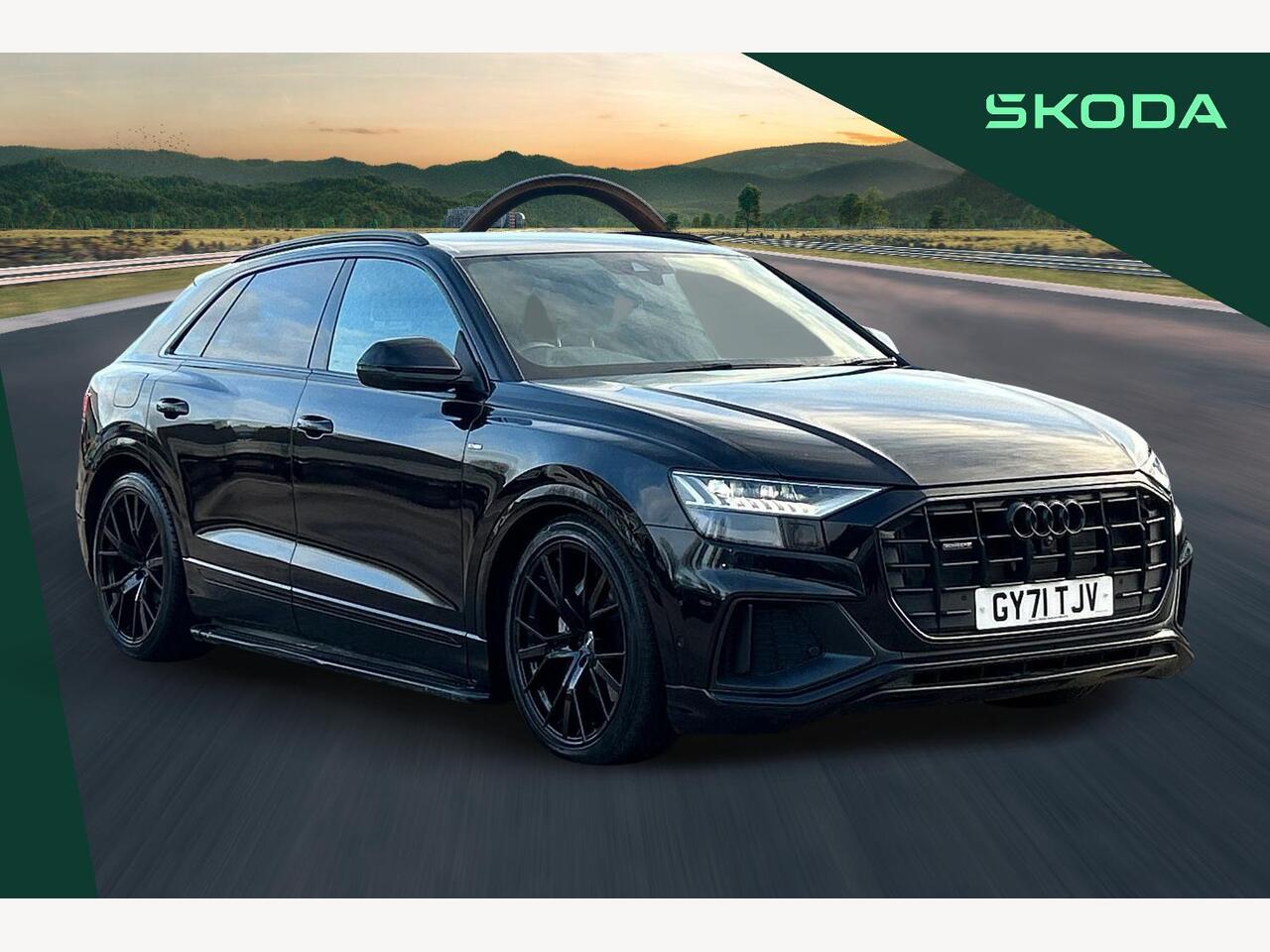 Main listing image - Audi Q8
