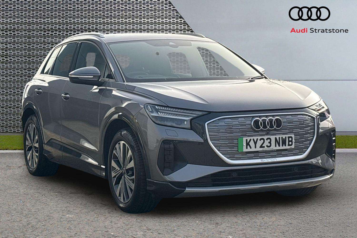 Main listing image - Audi Q4