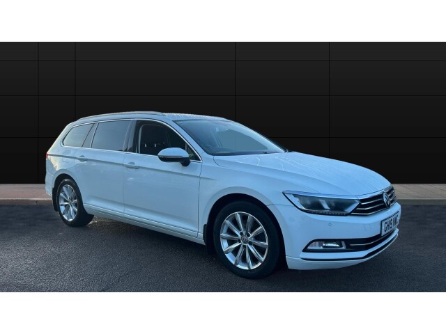 Main listing image - Volkswagen Passat Estate