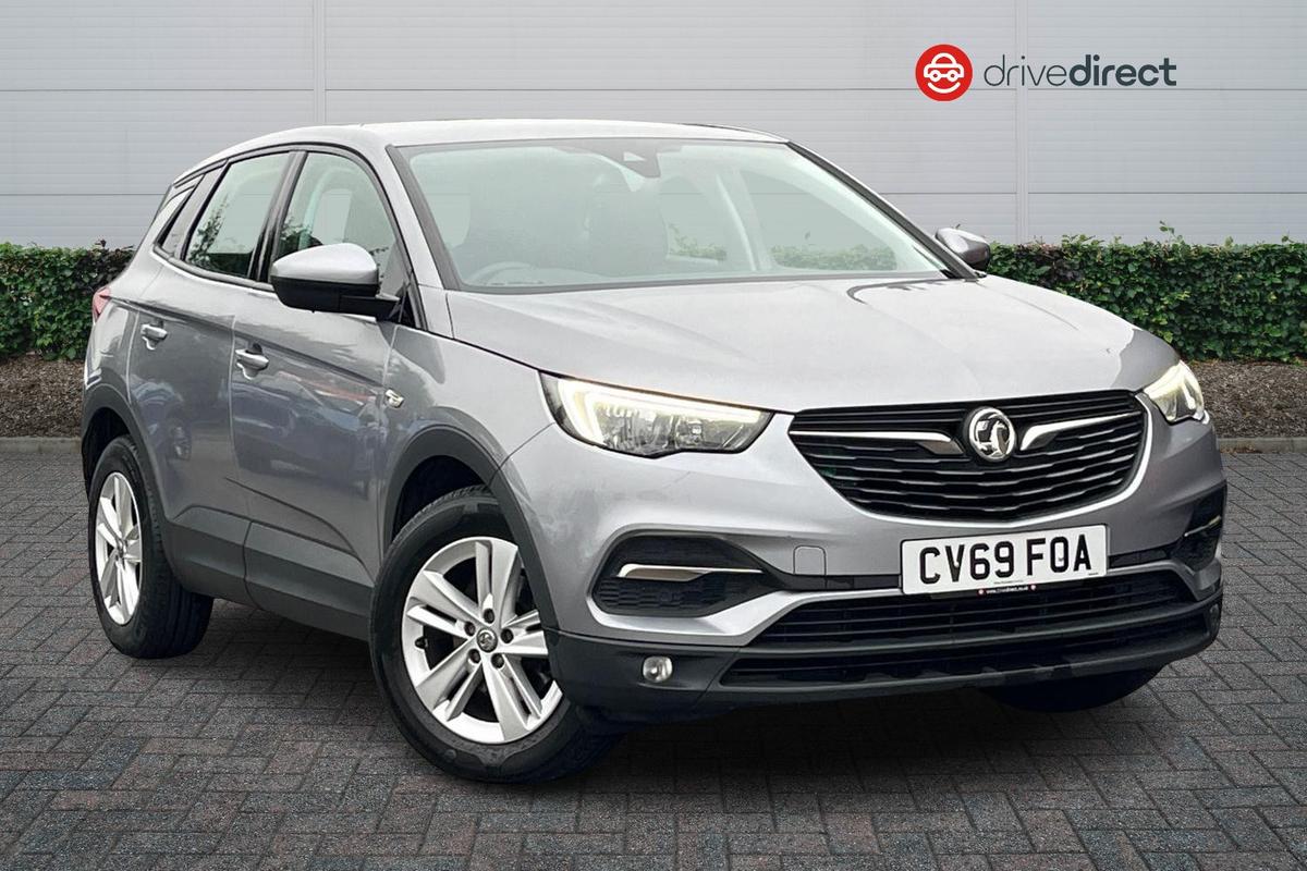 Main listing image - Vauxhall Grandland X