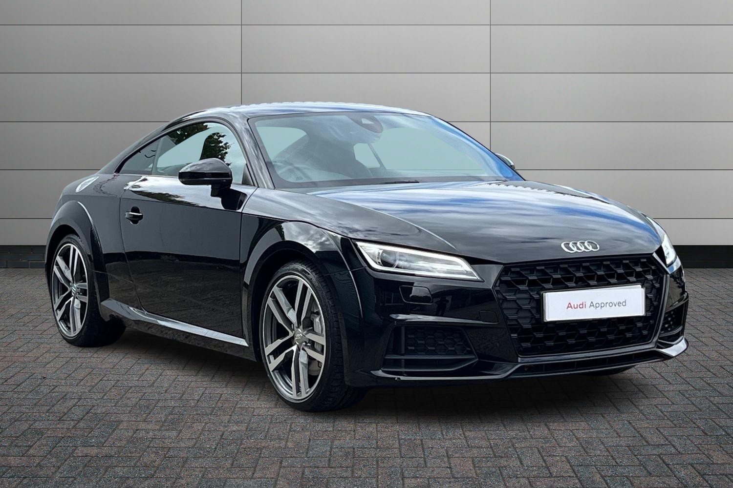 Main listing image - Audi TT