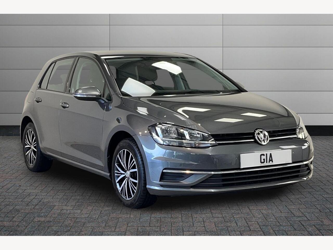 Main listing image - Volkswagen Golf