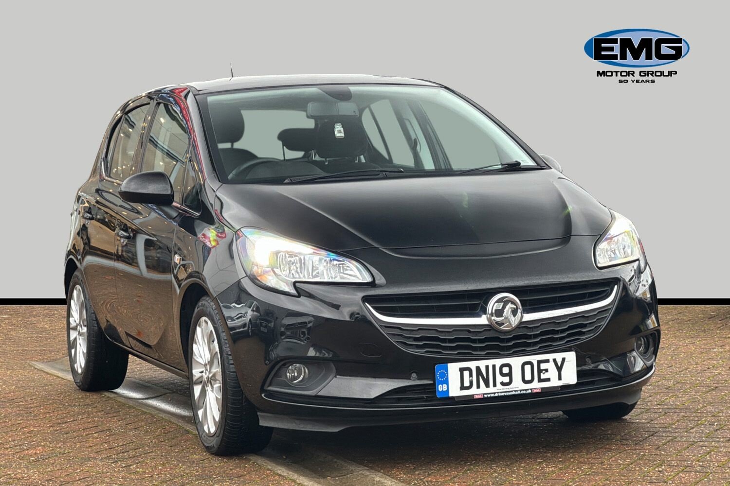 Main listing image - Vauxhall Corsa