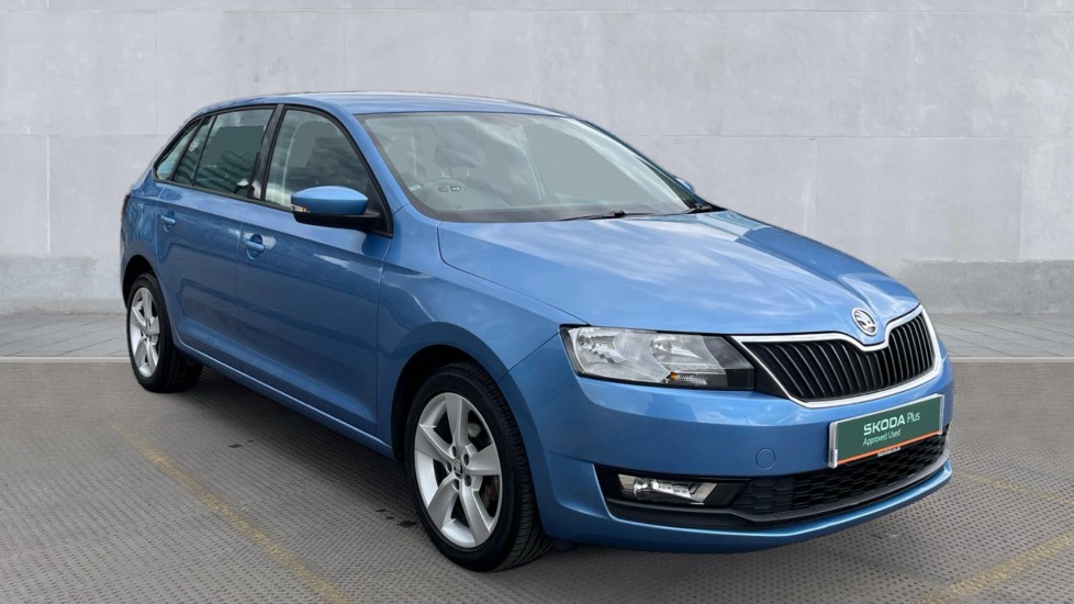 Main listing image - Skoda Rapid Spaceback