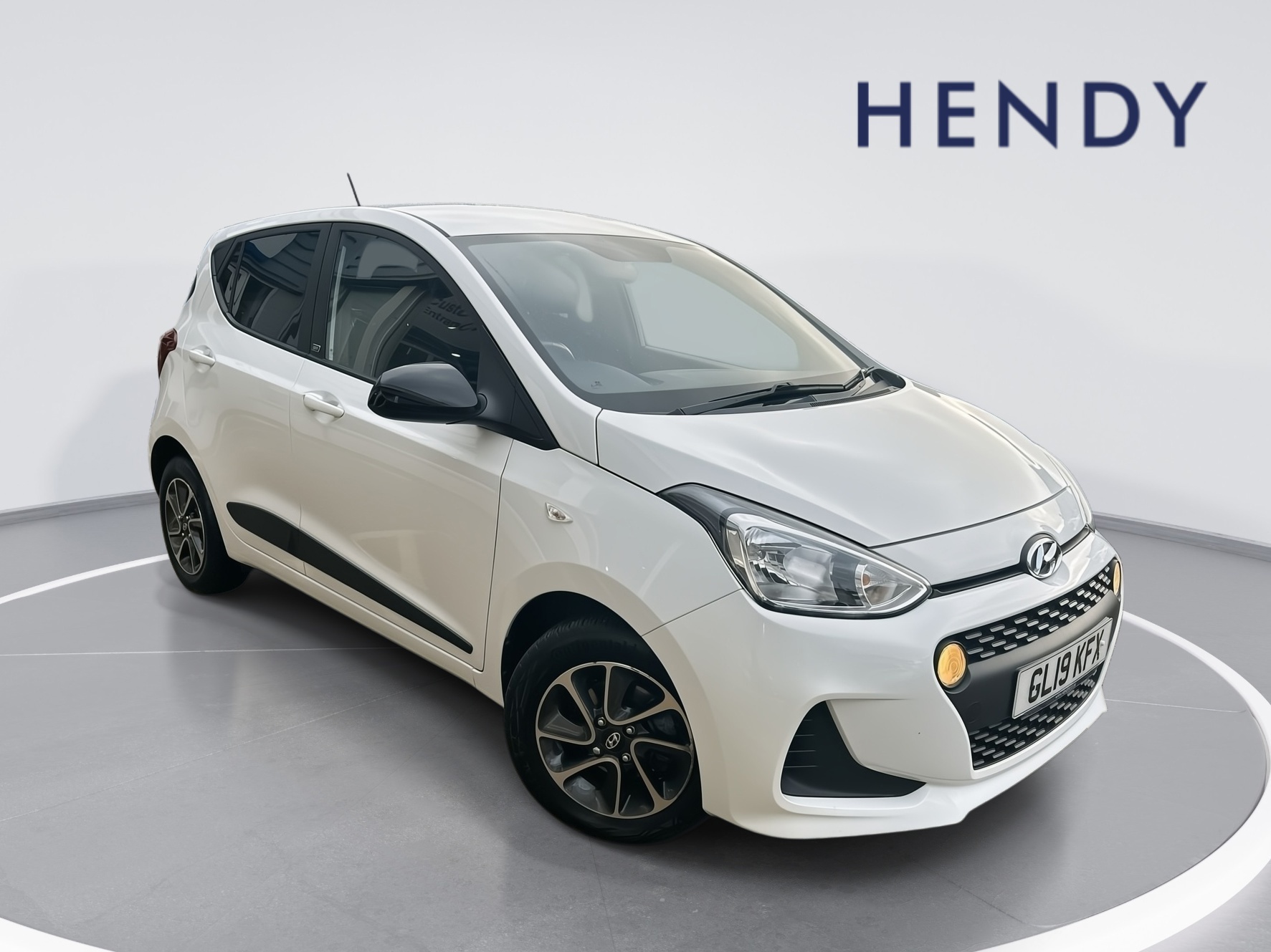 Main listing image - Hyundai i10