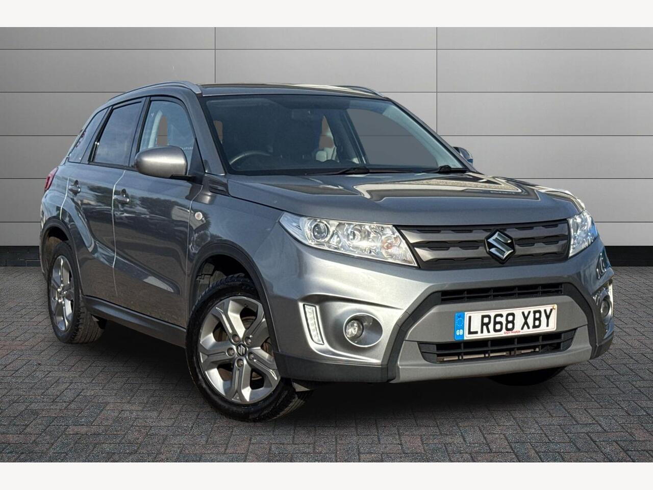 Main listing image - Suzuki Vitara