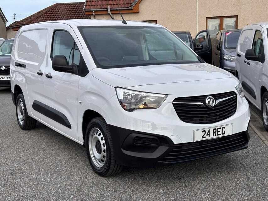 Main listing image - Vauxhall Combo Cargo