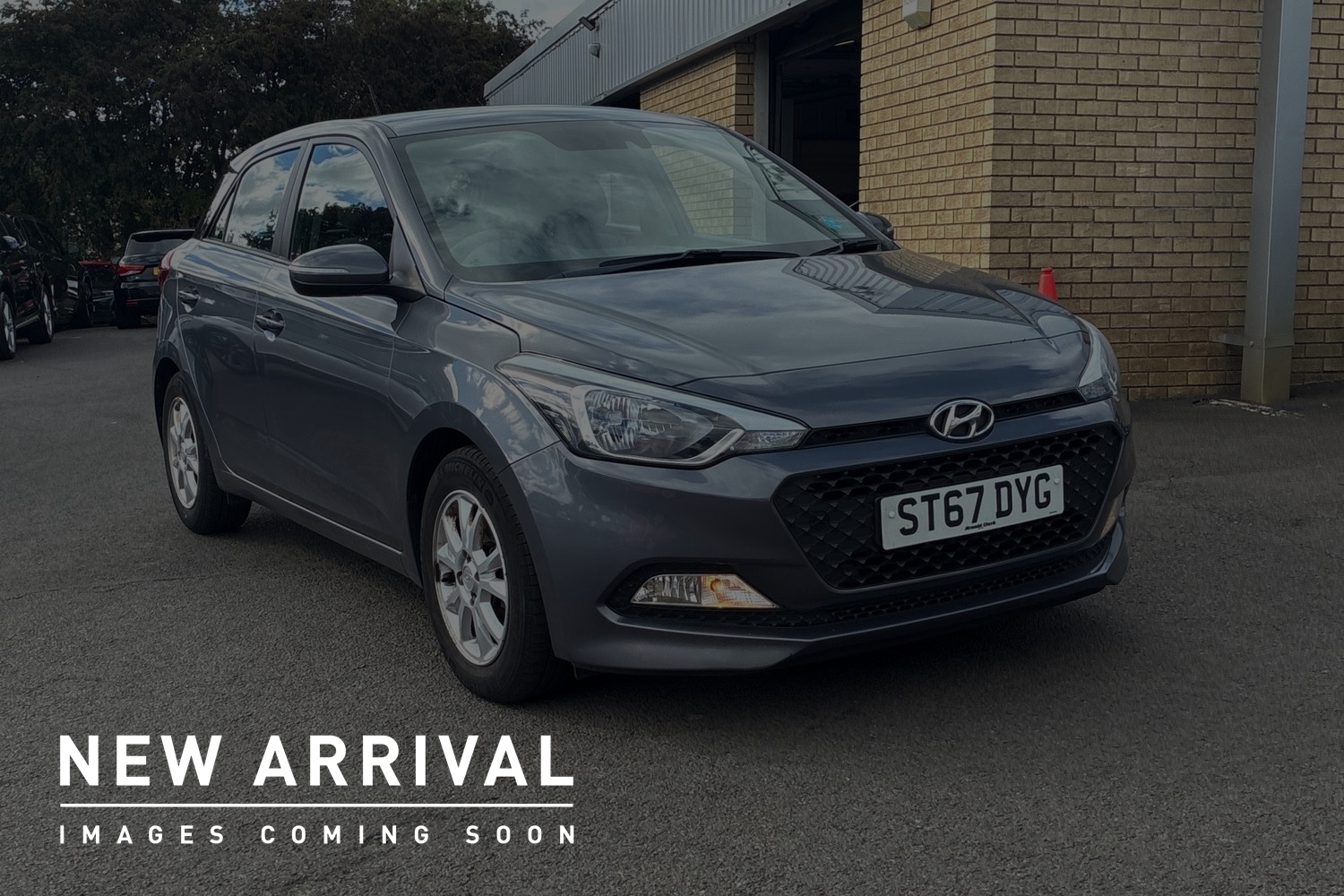 Main listing image - Hyundai i20
