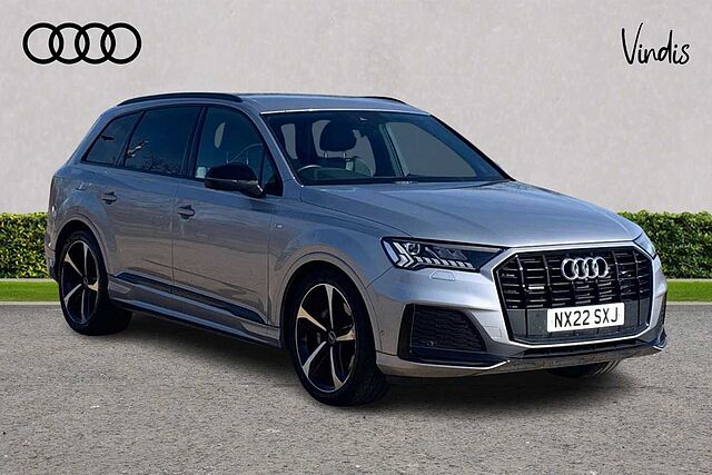 Main listing image - Audi Q7