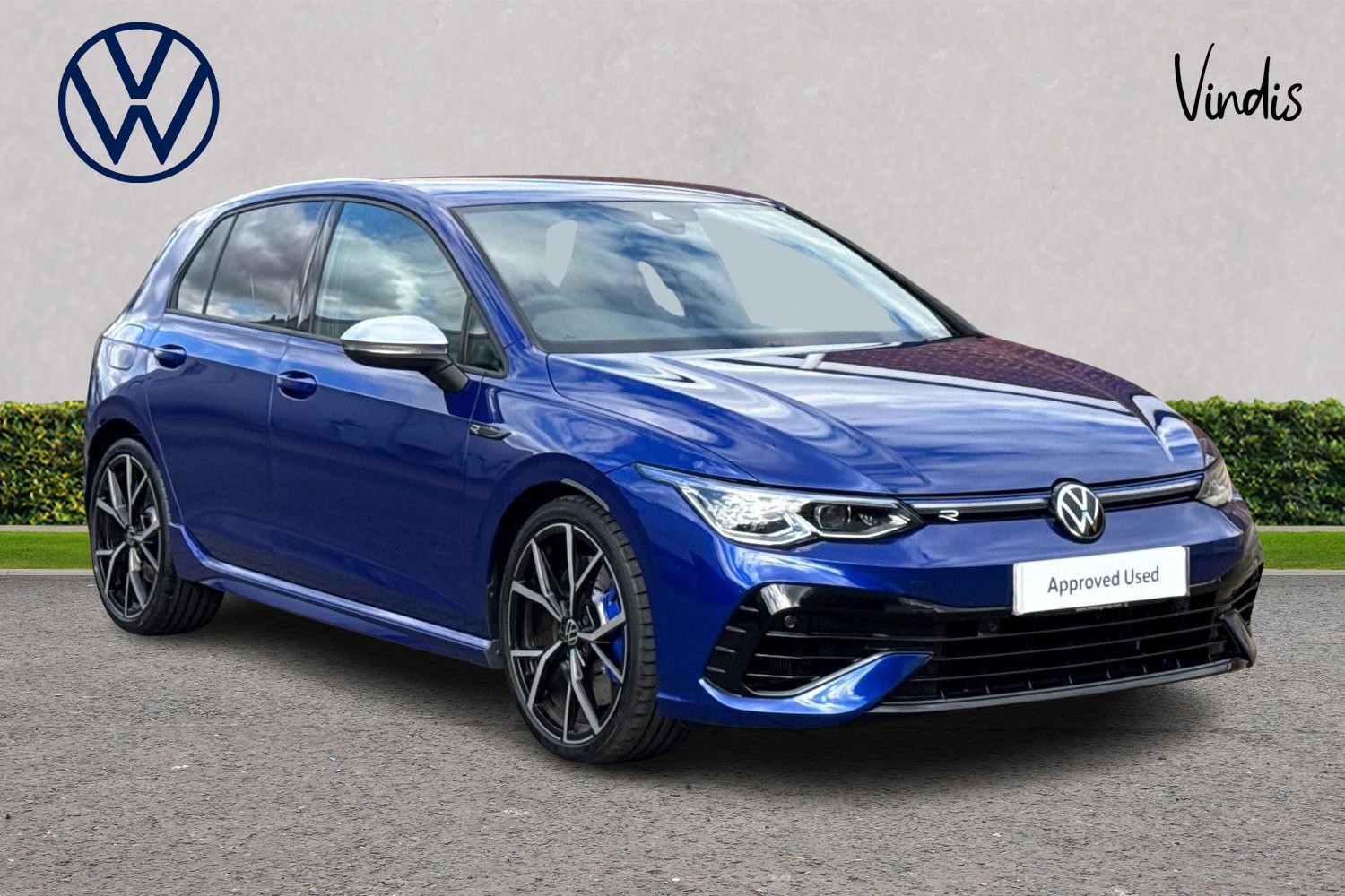 Main listing image - Volkswagen Golf R