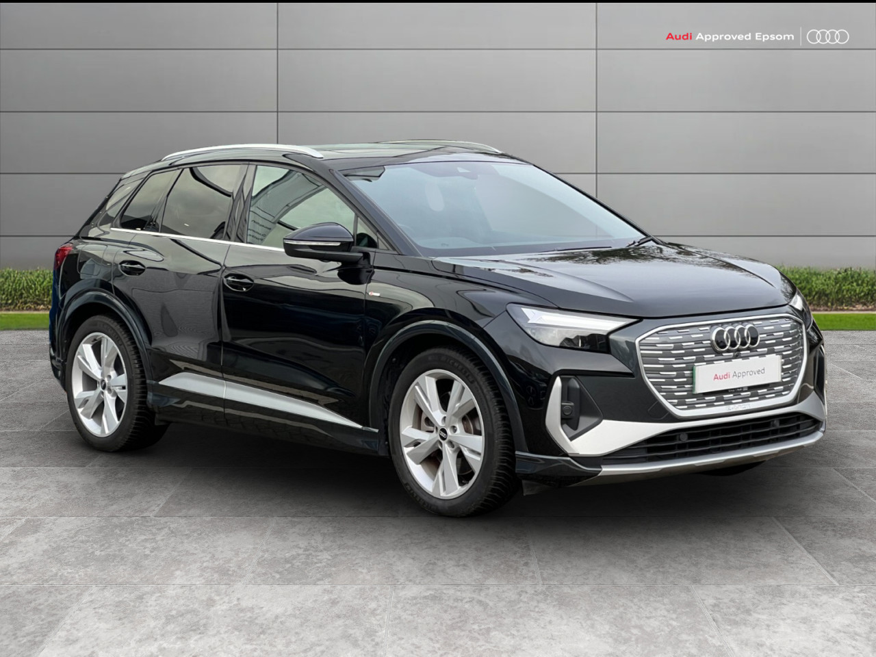 Main listing image - Audi Q4