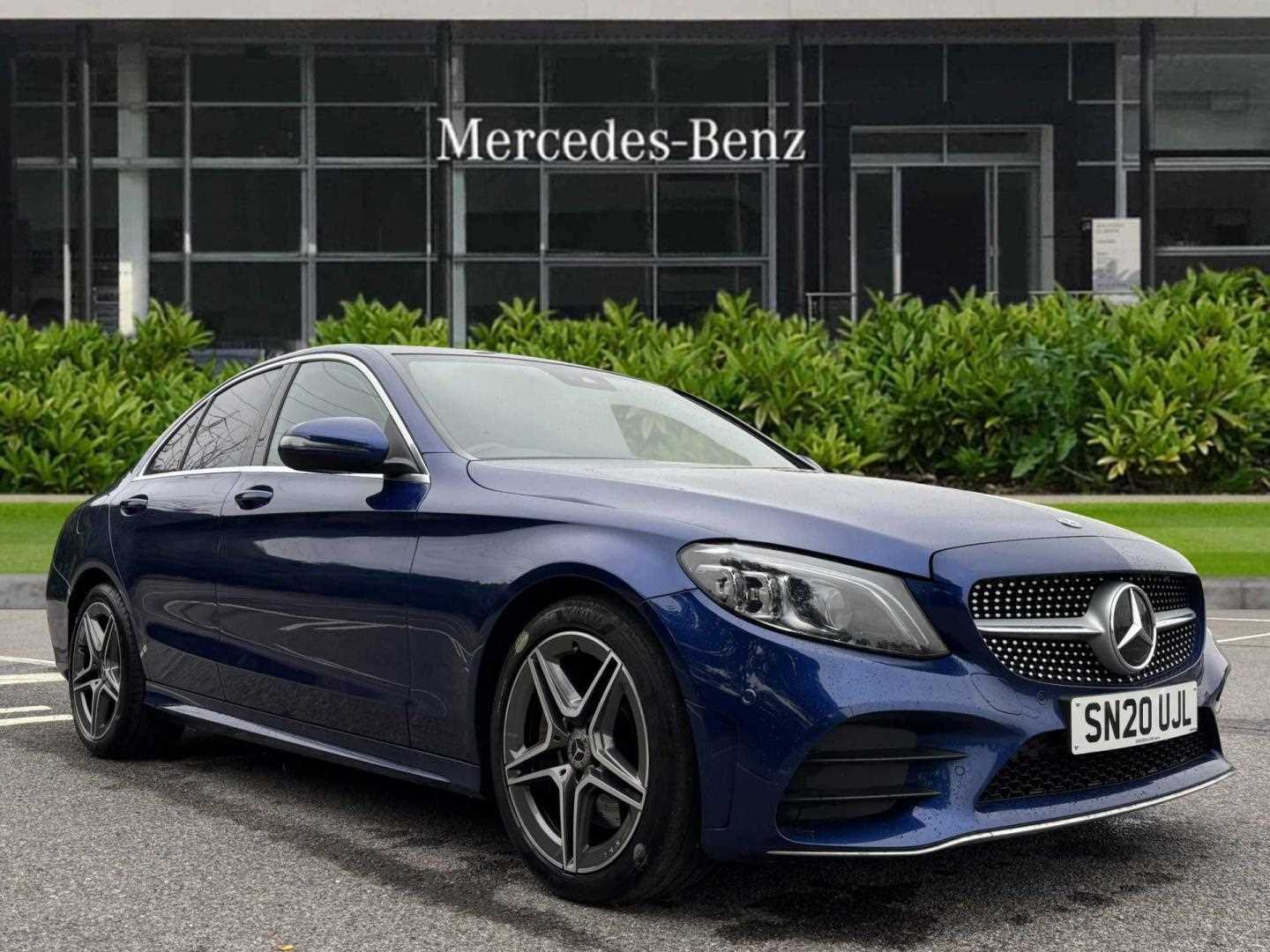 Main listing image - Mercedes-Benz C-Class