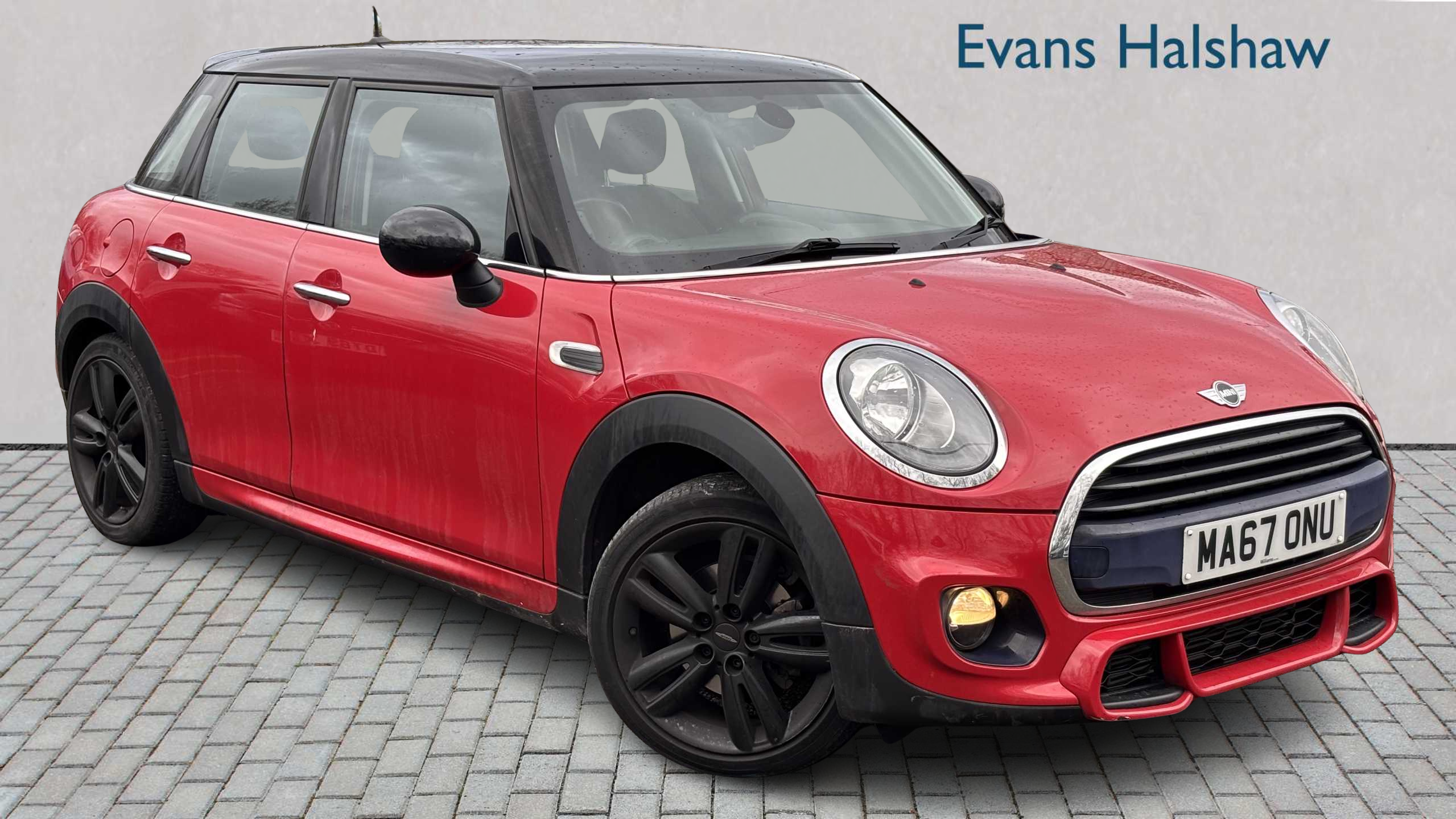 Main listing image - MINI Hatchback 5dr