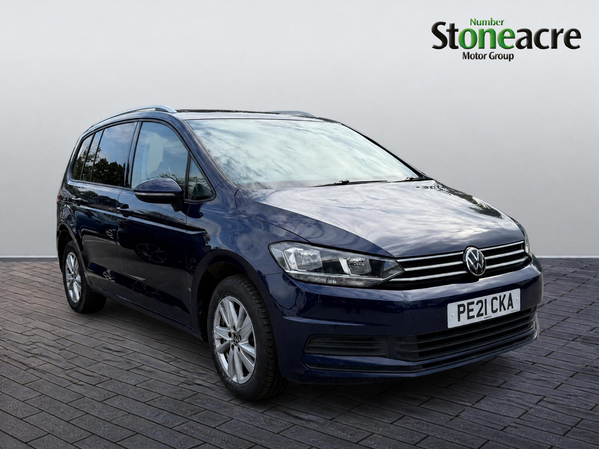 Main listing image - Volkswagen Touran