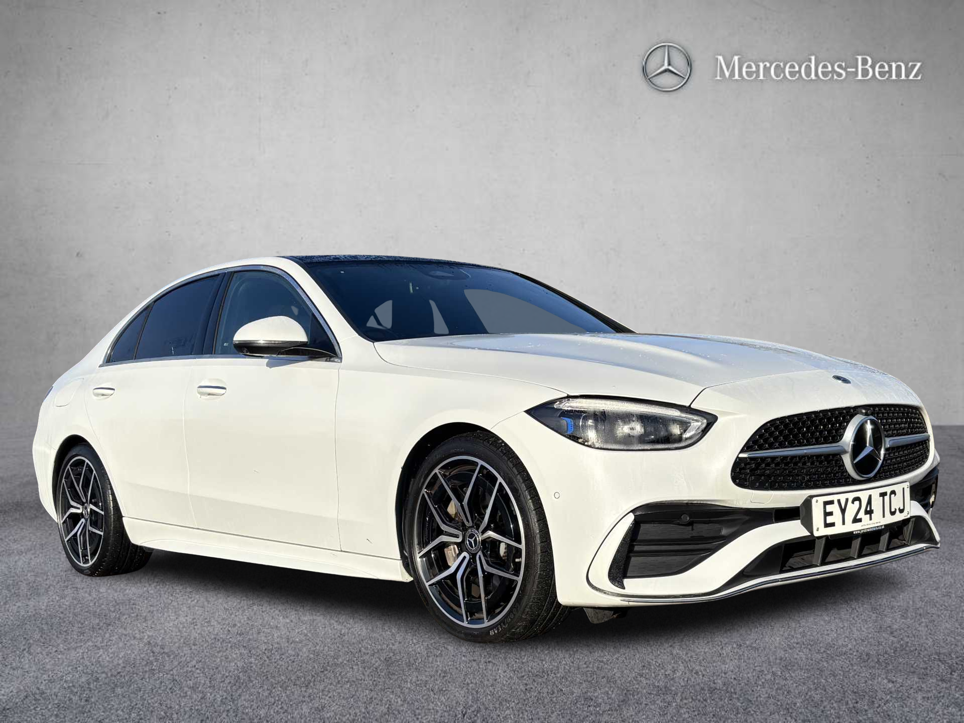 Main listing image - Mercedes-Benz C-Class