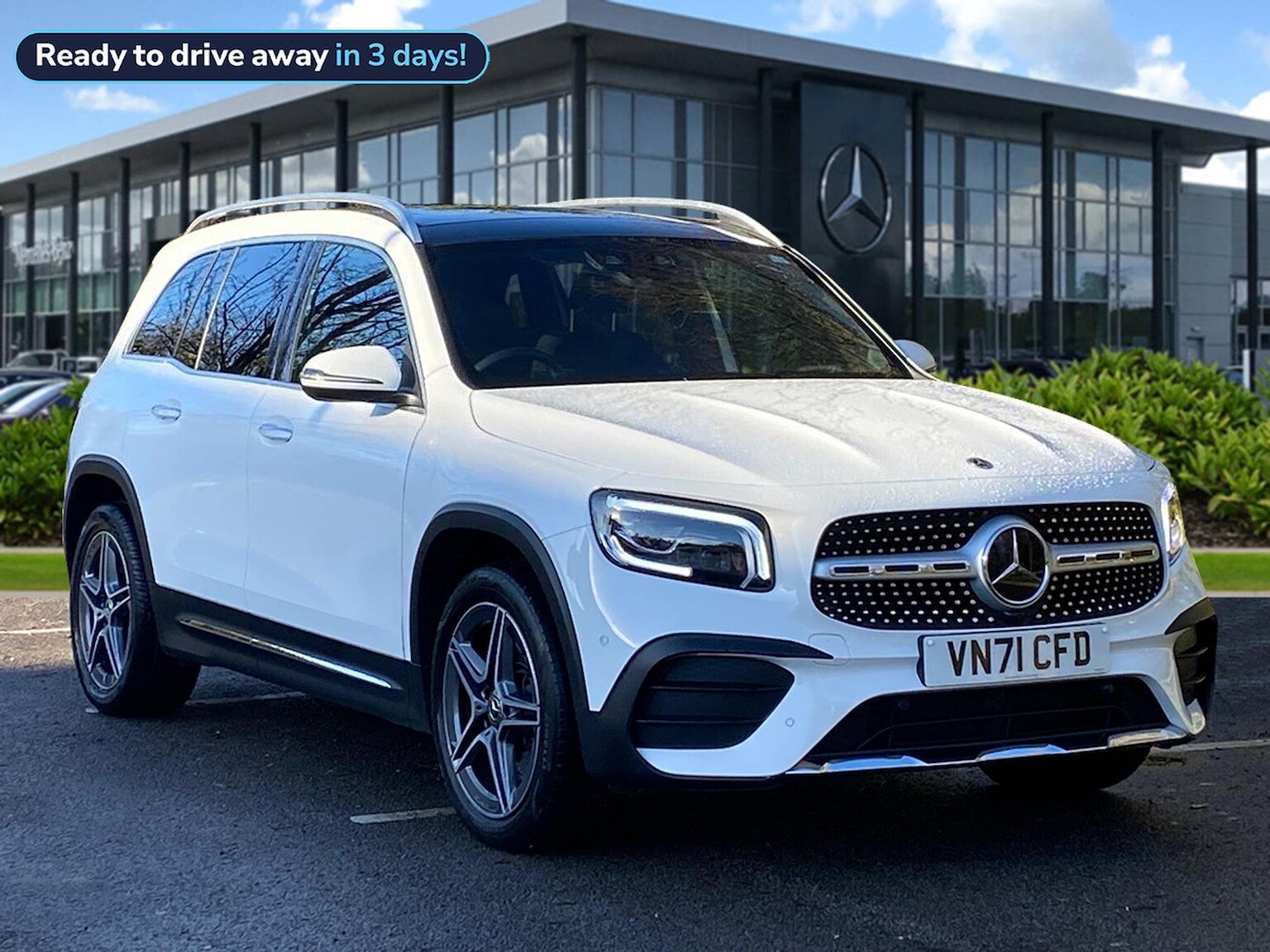 Main listing image - Mercedes-Benz GLB