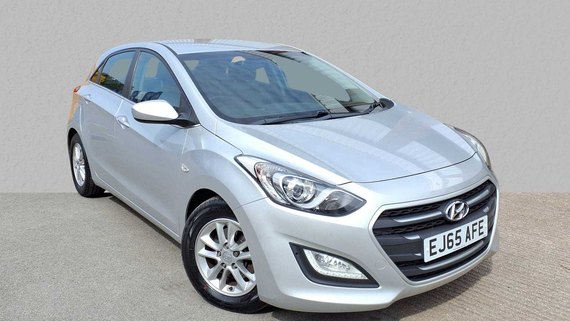 Main listing image - Hyundai i30