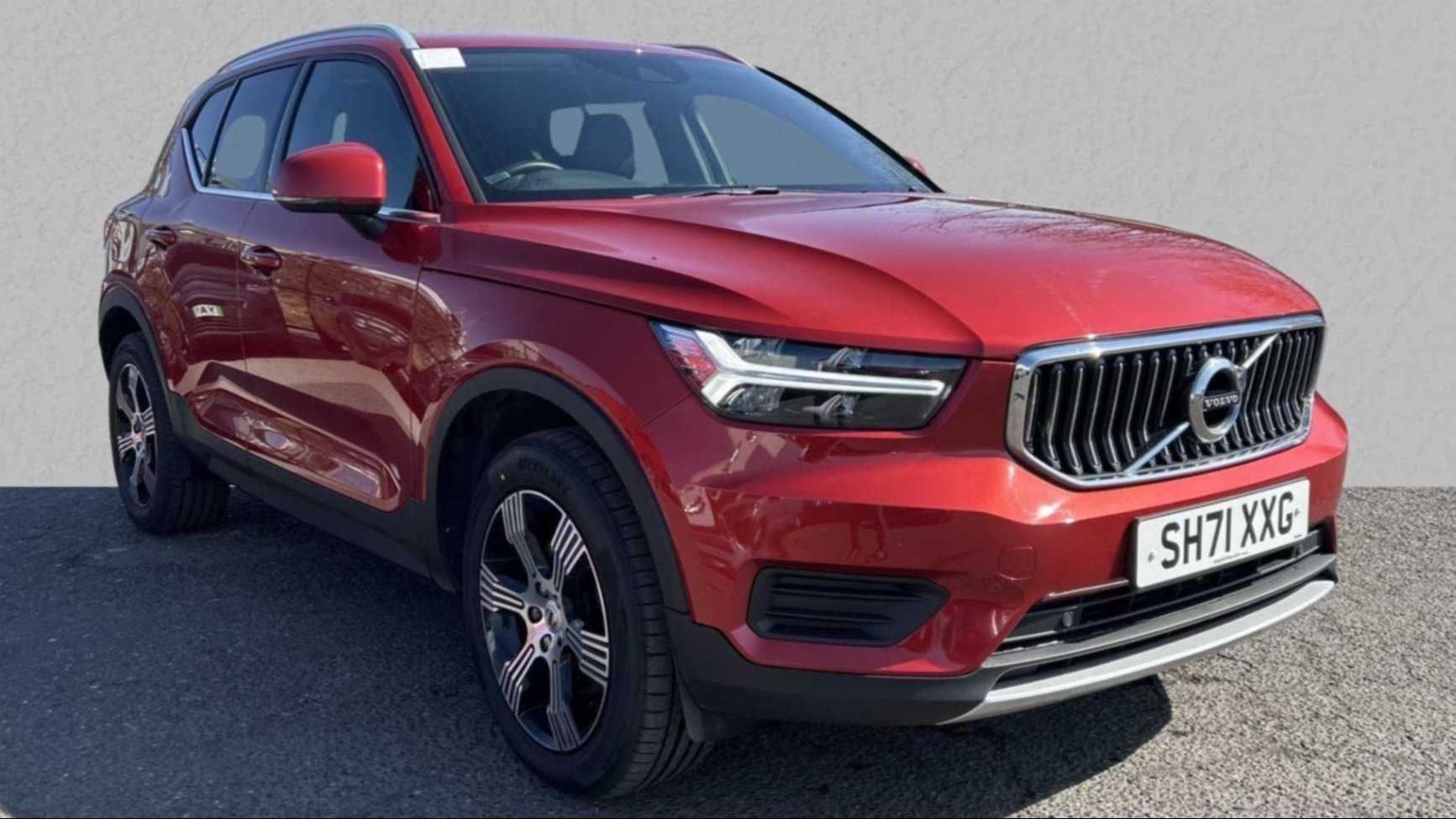 Main listing image - Volvo XC40