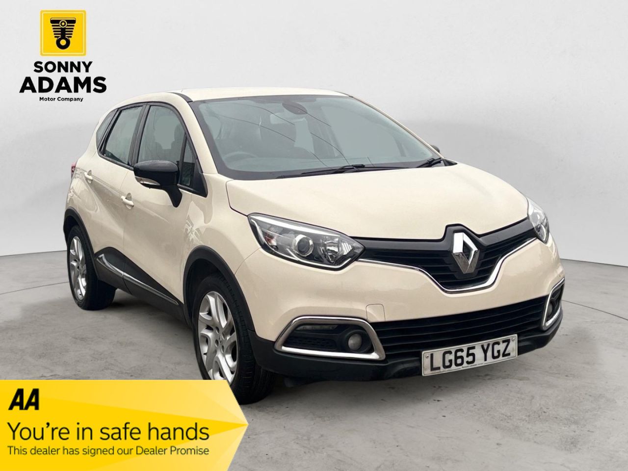 Main listing image - Renault Captur