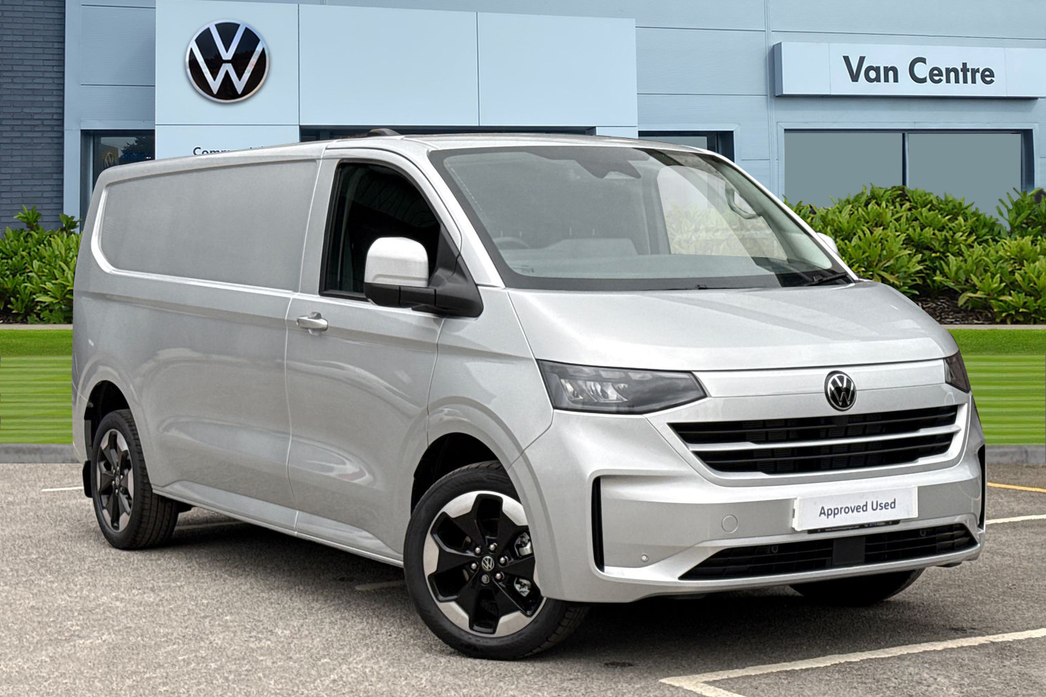 Main listing image - Volkswagen Transporter
