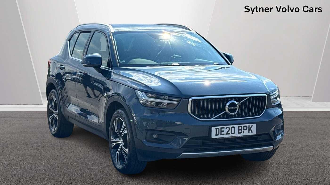 Main listing image - Volvo XC40