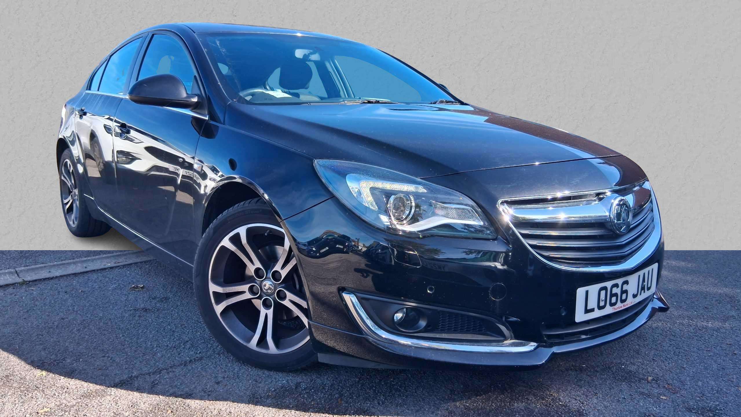Main listing image - Vauxhall Insignia