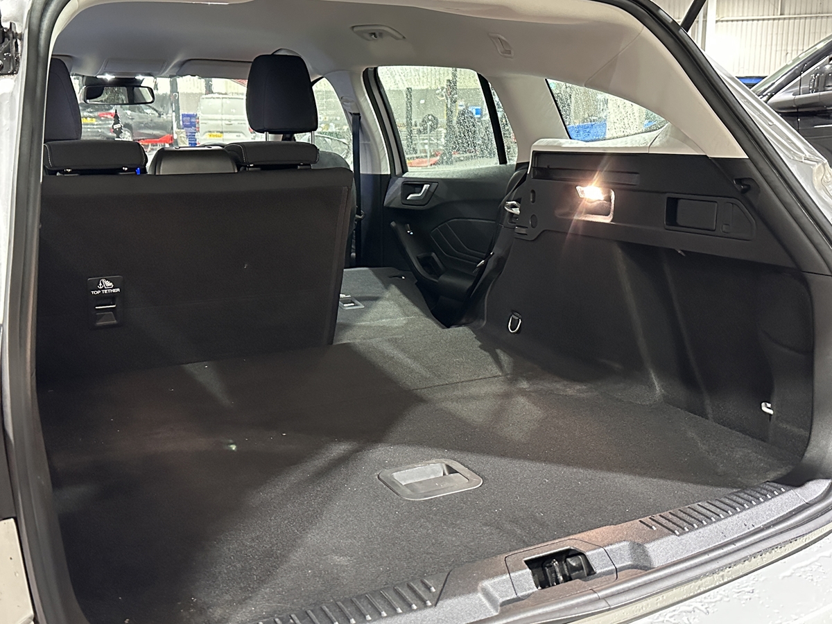 Main listing image - Ford Focus Estate