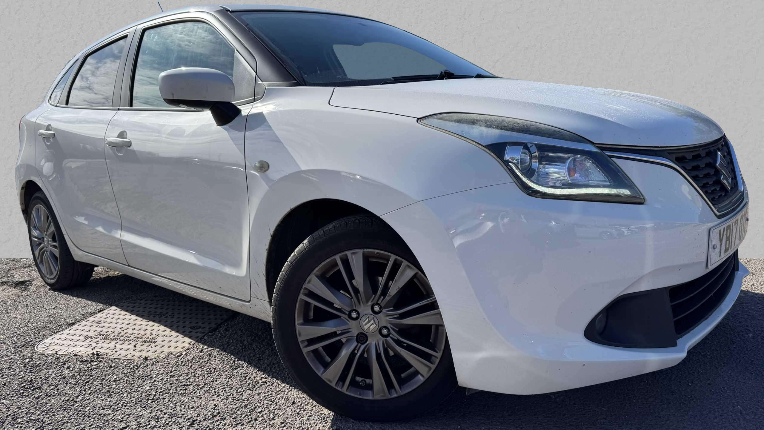 Main listing image - Suzuki Baleno