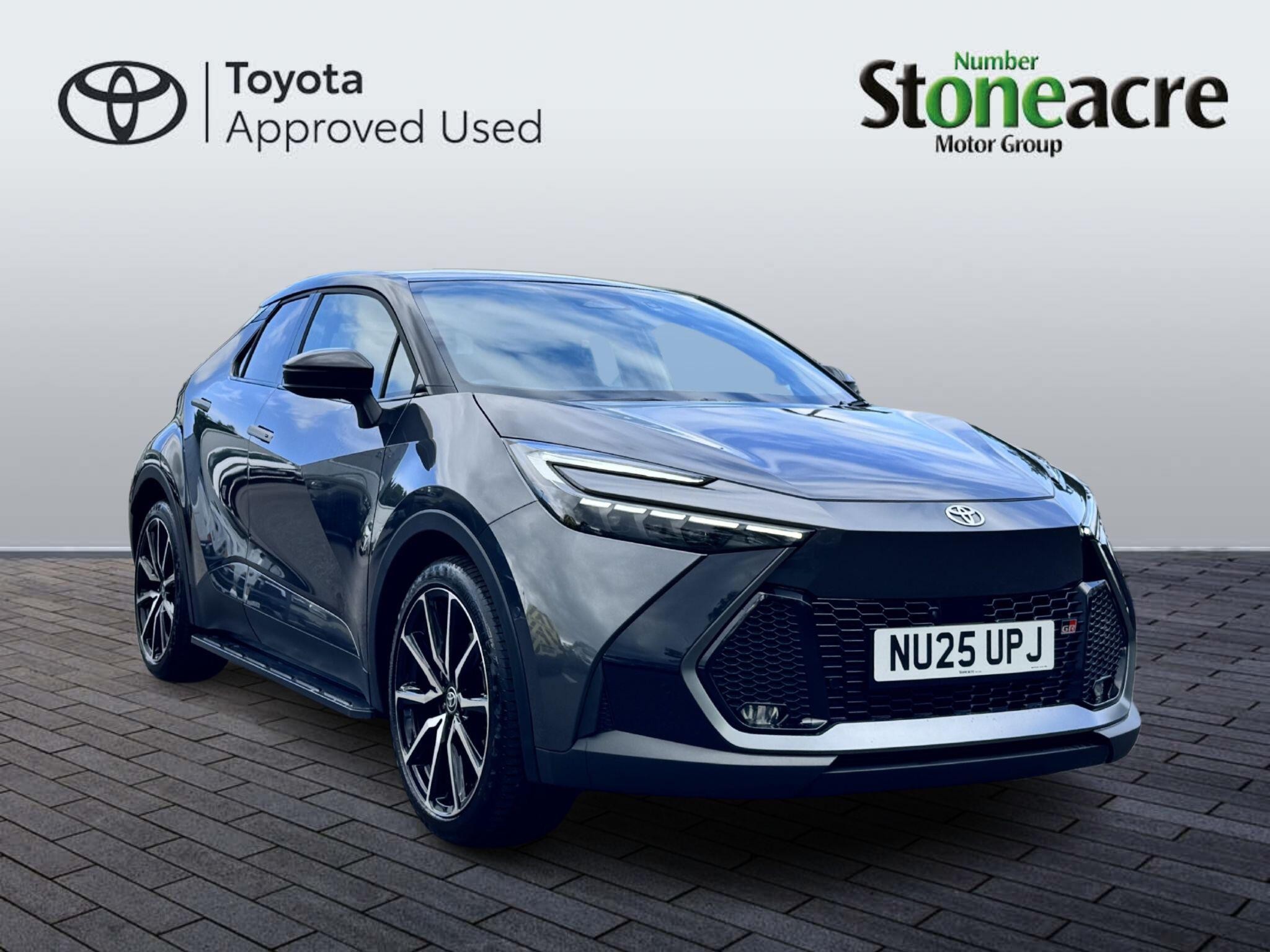 Main listing image - Toyota C-HR
