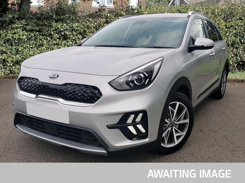Main listing image - Kia Niro