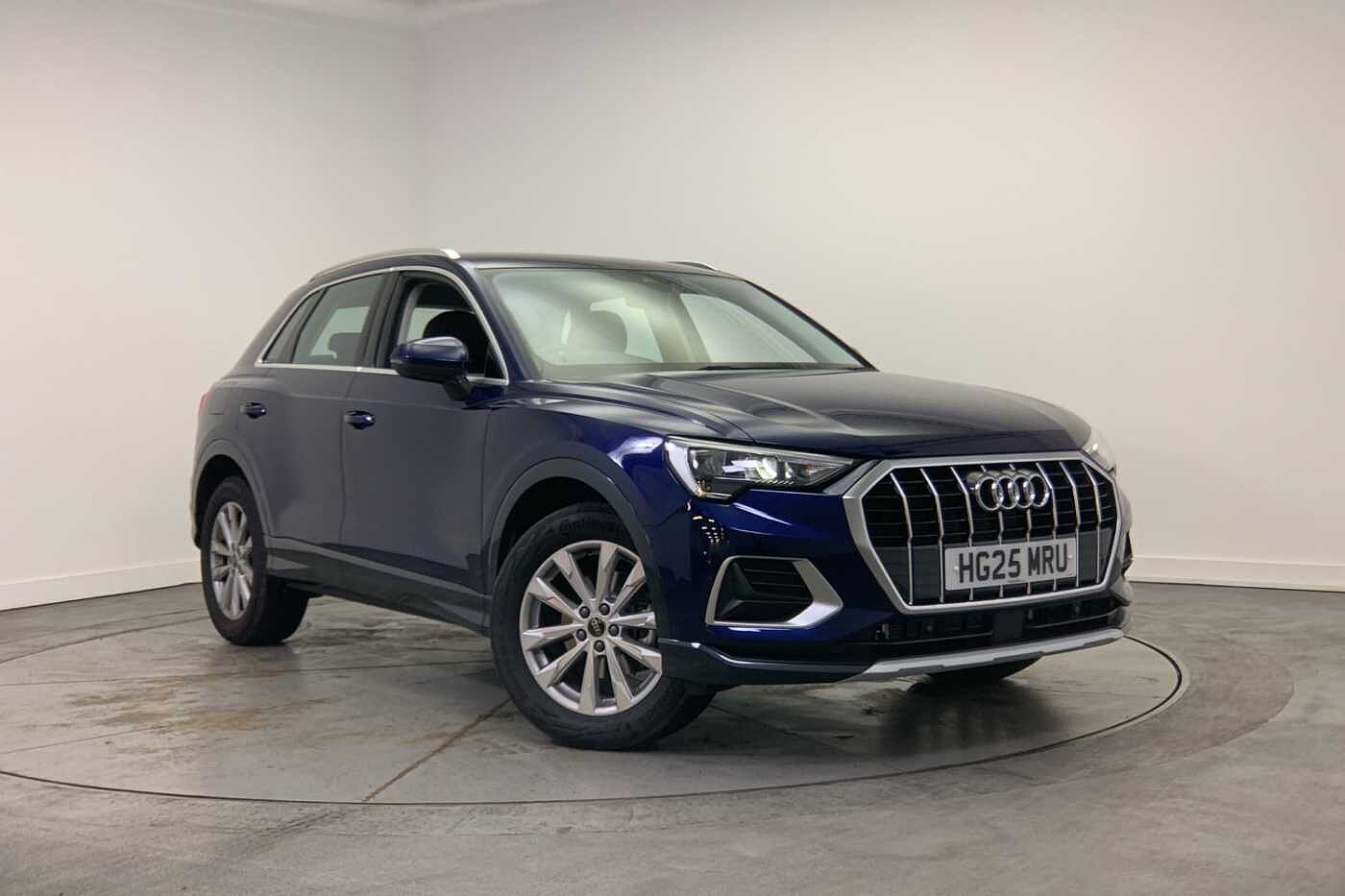 Main listing image - Audi Q3