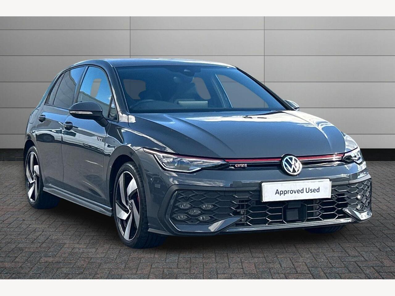Main listing image - Volkswagen Golf