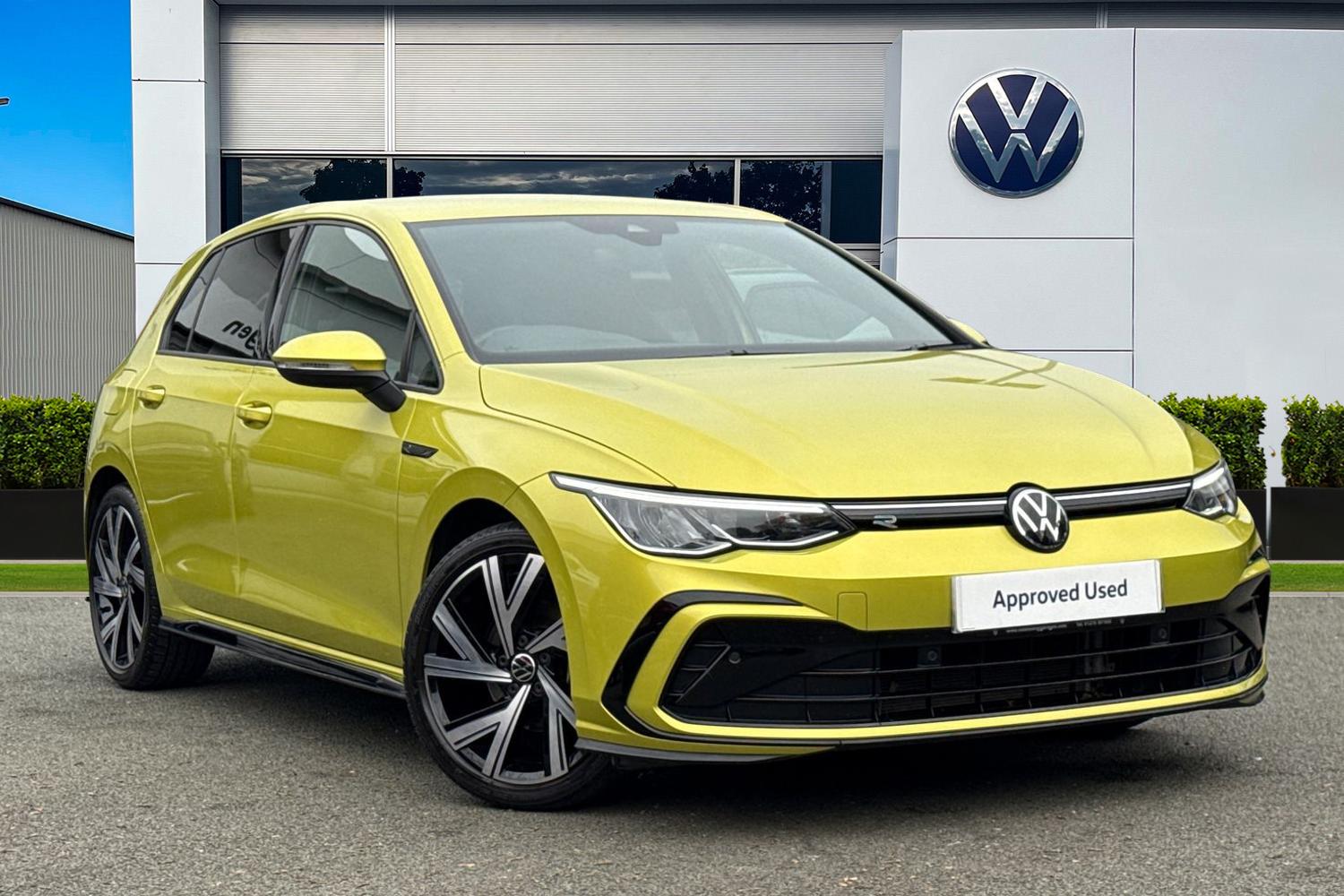 Main listing image - Volkswagen Golf