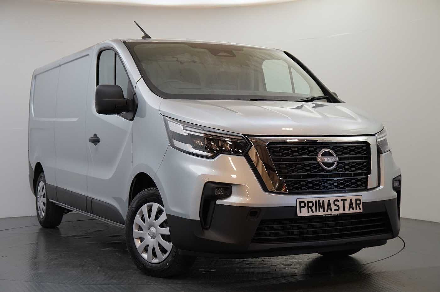 Main listing image - Nissan Primastar