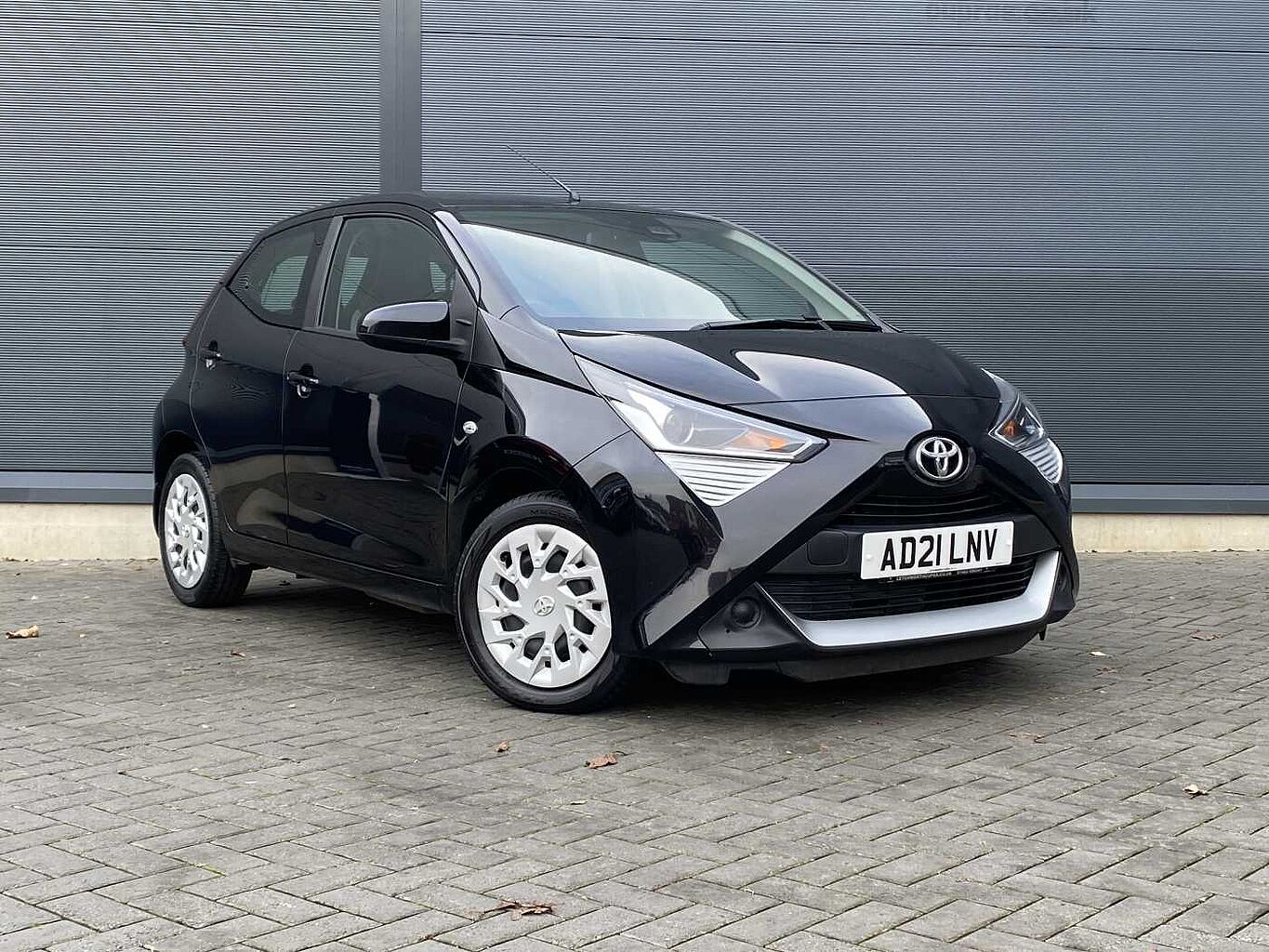 Main listing image - Toyota Aygo