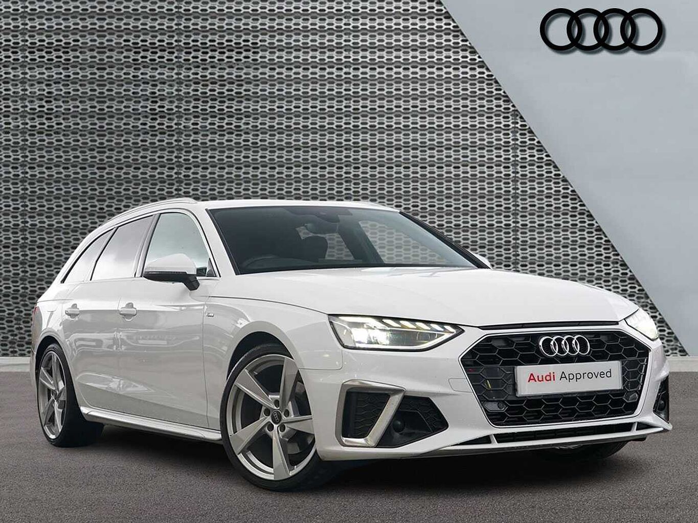 Main listing image - Audi A4 Avant