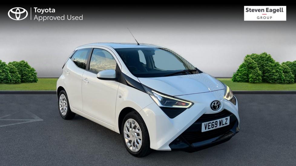 Main listing image - Toyota Aygo