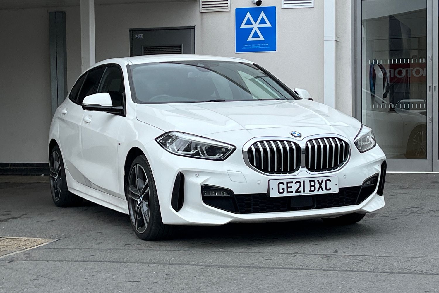 Main listing image - BMW 1 Series