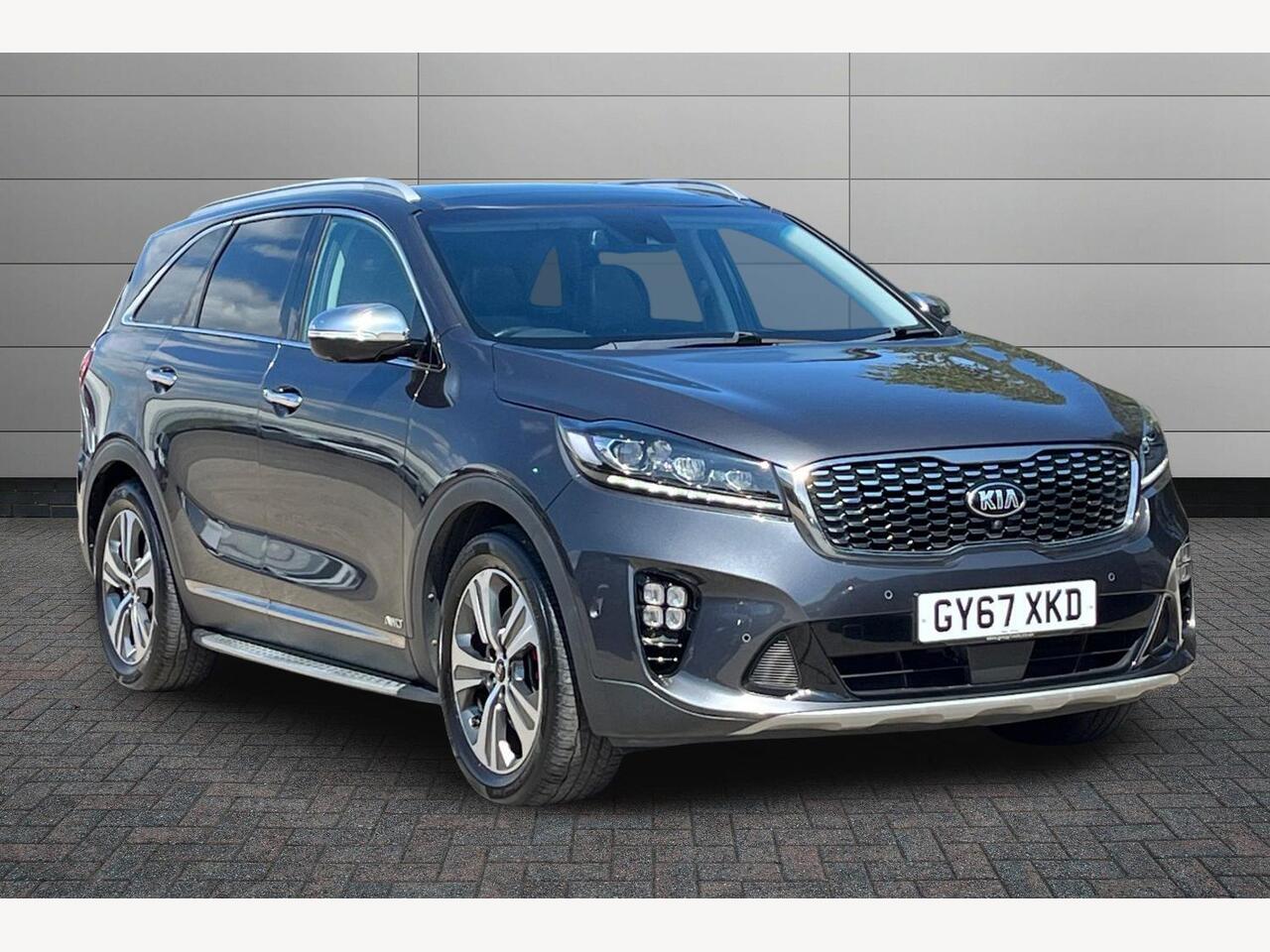 Main listing image - Kia Sorento