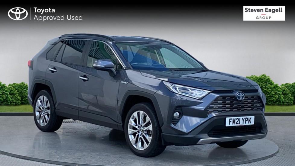 Main listing image - Toyota RAV4