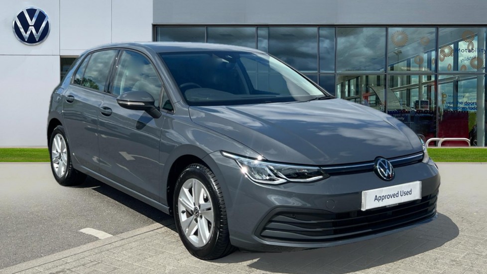 Main listing image - Volkswagen Golf